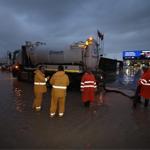 İzmir'de yağış ve deniz seviyesi hareketliliğine anlık müdahale