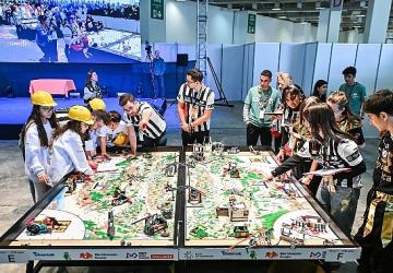 Bilim Kahramanları Fuar İzmir'de buluştu