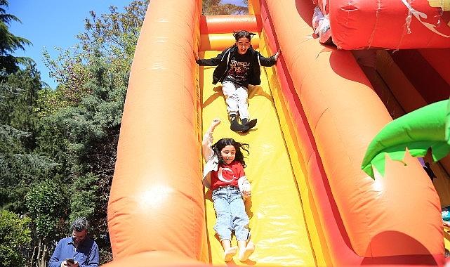 Kadıköy'de 23 Nisan karnavalı: Dört parkta yüzlerce etkinlik