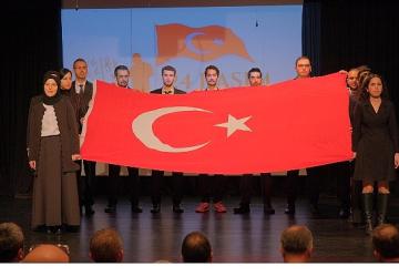 Öğretmenler Günü İnegöl'de Törenlerle Kutlandı