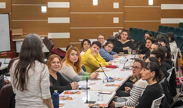 Bornova'da “Kadınların İnsan Hakları" için güçlü adım