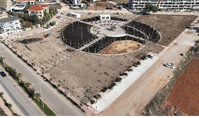 Büyükşehir Belediyesi'nden Döşemealtı'na 14 bin metrekarelik park