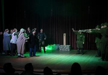 41 yıl önce Bulgaristan'da yaşanan acı ilk kez Bornova'da sahnelendi