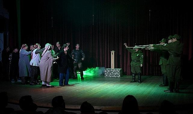 41 yıl önce Bulgaristan'da yaşanan acı ilk kez Bornova'da sahnelendi