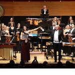 İzmir Devlet Senfoni Orkestrası'na tencere ve tava ile eşlik etti