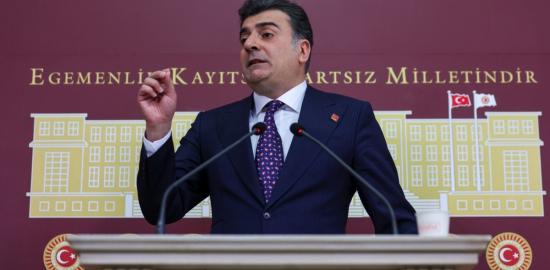 CHP Sözcüsü Emre: ‘Partililerin iradesine dayanmayan hiçbir yönetimin meşruiyeti yoktur’ - Videolu Haber