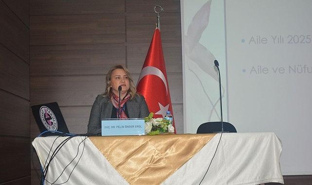 Doç. Dr. Koçoğlu Gündoğdu “Aile kurumundaki değişimi görebilmek doğru adımların atılabilmesi için elzemdir"