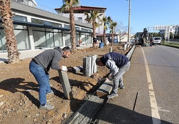Menderes Belediyesi'nden Kaldırım Çalışması