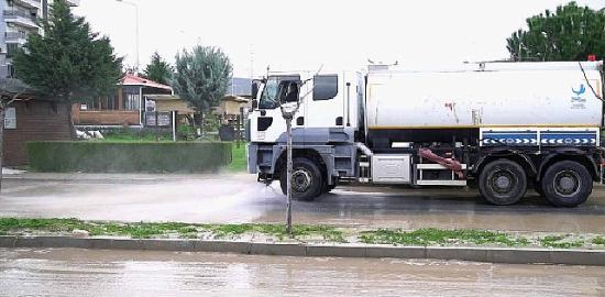Aliağa Belediyesi Yağmur Sonrası Sahada