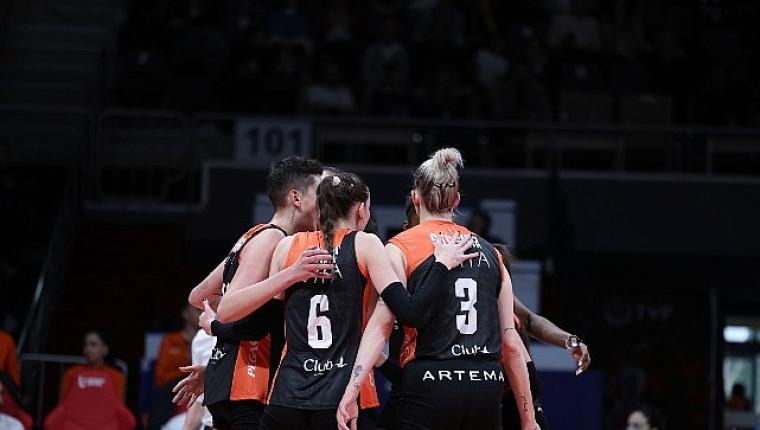 Eczacıbaşı Dynavit Ankara'dan 1 puanla döndü