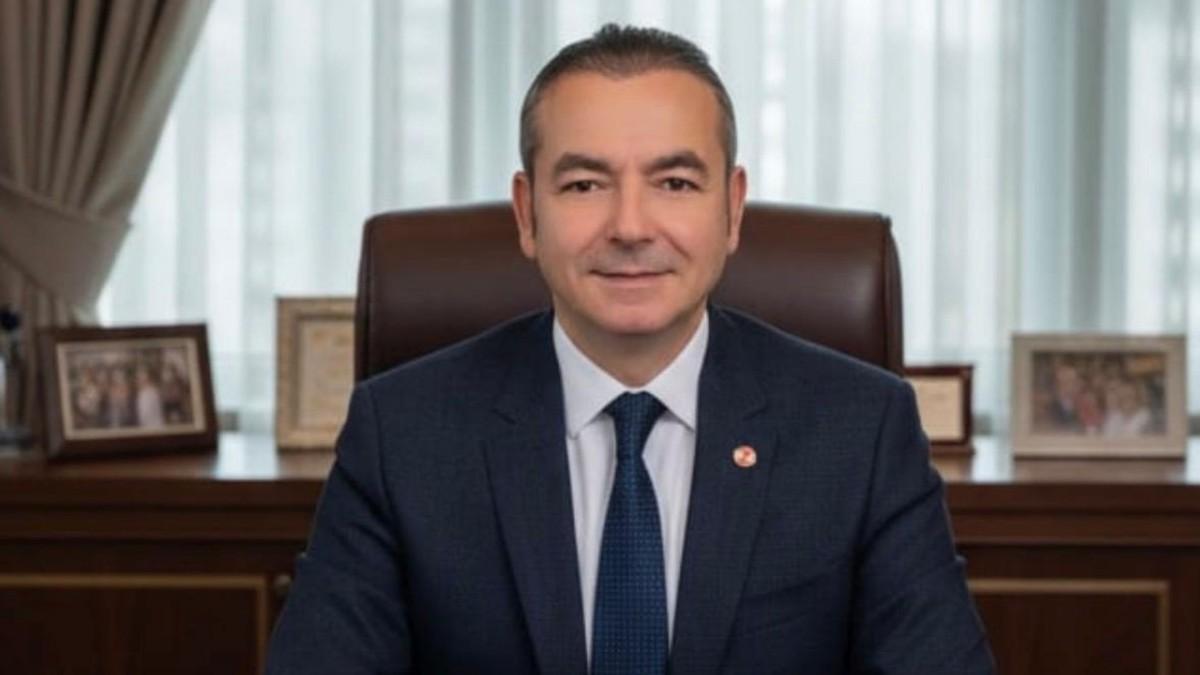 Başkan Çeliker’den Öğretmen Günü mesajı: 'Öğretmenlerimiz, ülkemizin gerçek mimarlarıdır'