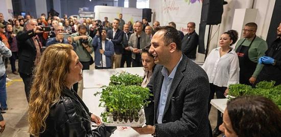 Bornova'da toprağa can, üreticiye destek