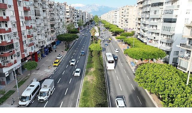 100. Yıl Bulvarı'nda 5. etap asfalt çalışması tamamlandı