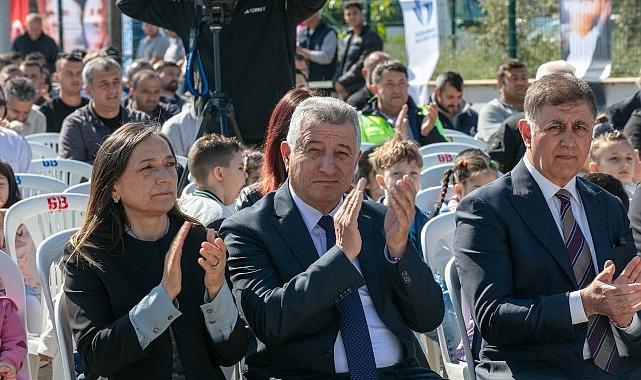 Güzelbahçe'de Eğitime Güçlü Destek