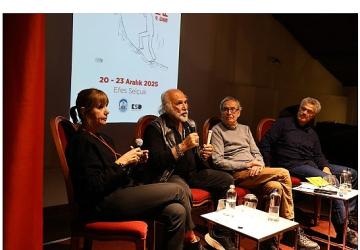 Mizah Nefes Aldırır: 9. İzmir Mizah Festivali panellerle devam etti