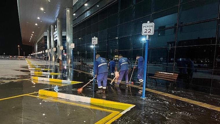 Başkan Çerçioğlu'nun Çalışmaları ile Otobüs Terminalleri Pırıl Pırıl Oluyor