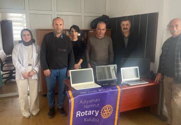 Rotary’den Adıyaman’daki öğrencilere teknoloji desteği