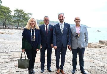 İş dünyası Kemer'de bir araya geldi