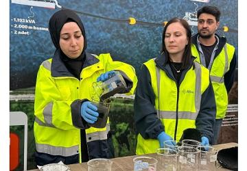 Dip çamuru projesinde geleceklerini gördüler