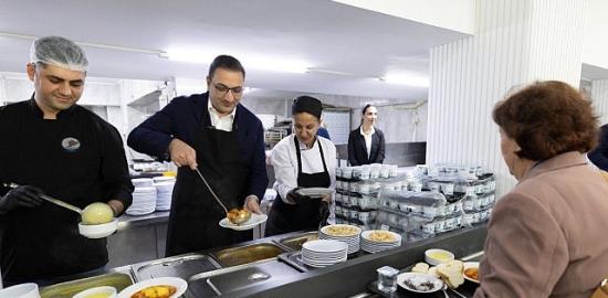 Balçova'da Dayanışmanın Adresi: Kent Lokantası 1 Yaşında