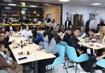 Beyaz Kalpler, mezunlarını mesleğe uğurladı