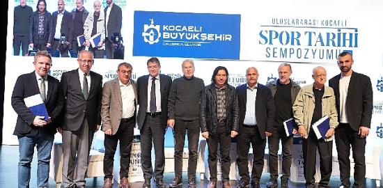 Kocaelispor'un efsaneleri anıları tazeledi
