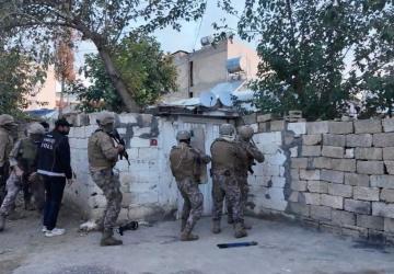 Adıyaman’da uyuşturucu operasyonu: 4 şüpheli tutuklandı - Videolu Haber