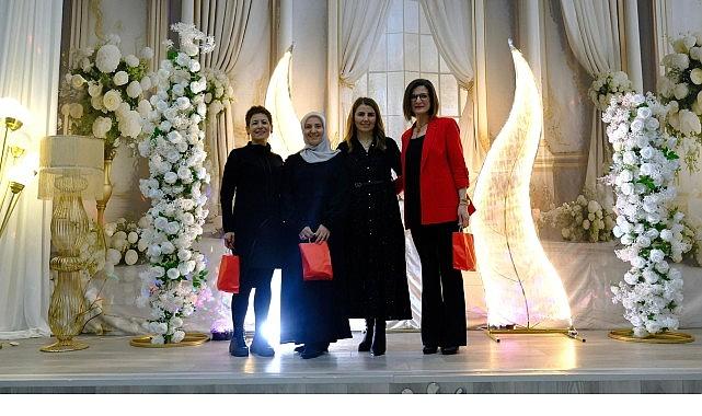 İlham veren kadınlar Gölcük'te moral depoladı