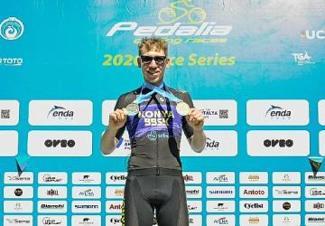 Büyükşehir Belediyespor Bisiklet Takımı Sporcusu Mustafa Tarakçı'dan Çifte Şampiyonluk