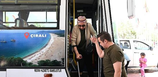 Başkan Topaloğlu engellilerle bir araya geldi