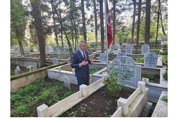 Gölcük'te Öğretmenler Günü Törenle Kutlandı