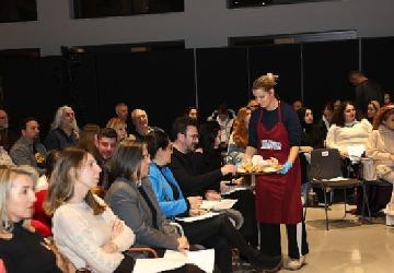 Nilüfer'de yeni yılın kokusu, lezzeti ve müziği konuşuldu