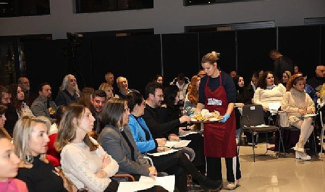 Nilüfer'de yeni yılın kokusu, lezzeti ve müziği konuşuldu