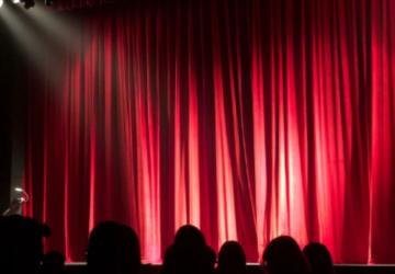 Gölge Sanat Tiyatrosu sahne alıyor