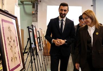 "Kağıtta Açan Çiçekler" sanatseverleri bekliyor