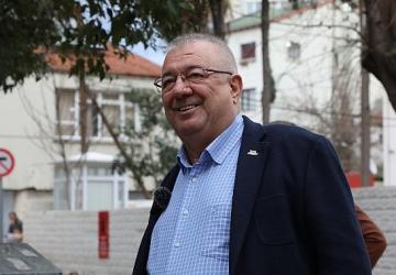 Başkan Ertaş sahaya indi; Edremit'te yol atağı