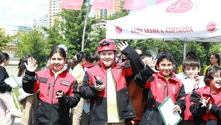 Keçiören Belediyesi'nden Çocuklara Hayat Kurtaran Afet Eğitimi