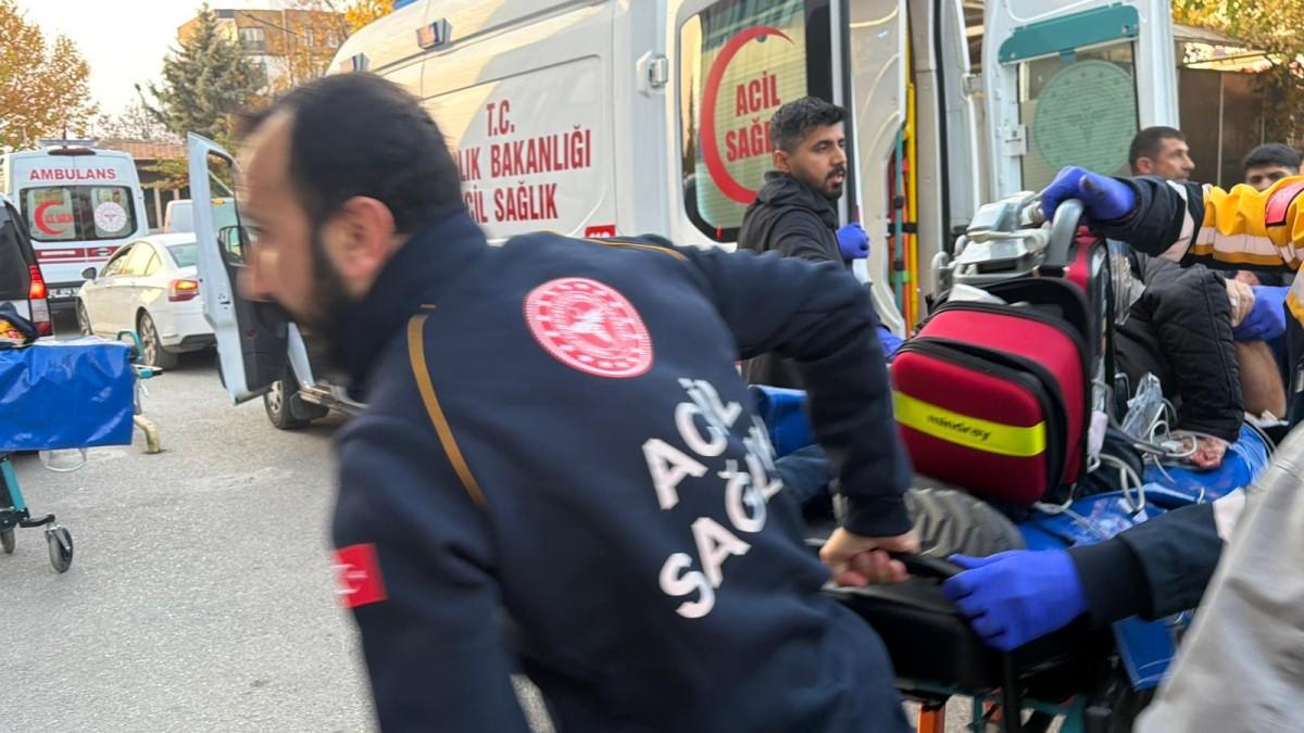 Kahta’da Çıkan Silahlı Kavgada 2’si Ağır 5 Kişi Yaralandı - Videolu Haber