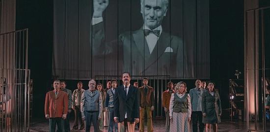 BBT'de Büyük Değişim: Tarık Akan'ın Onurlu Direnişi Sahnede!