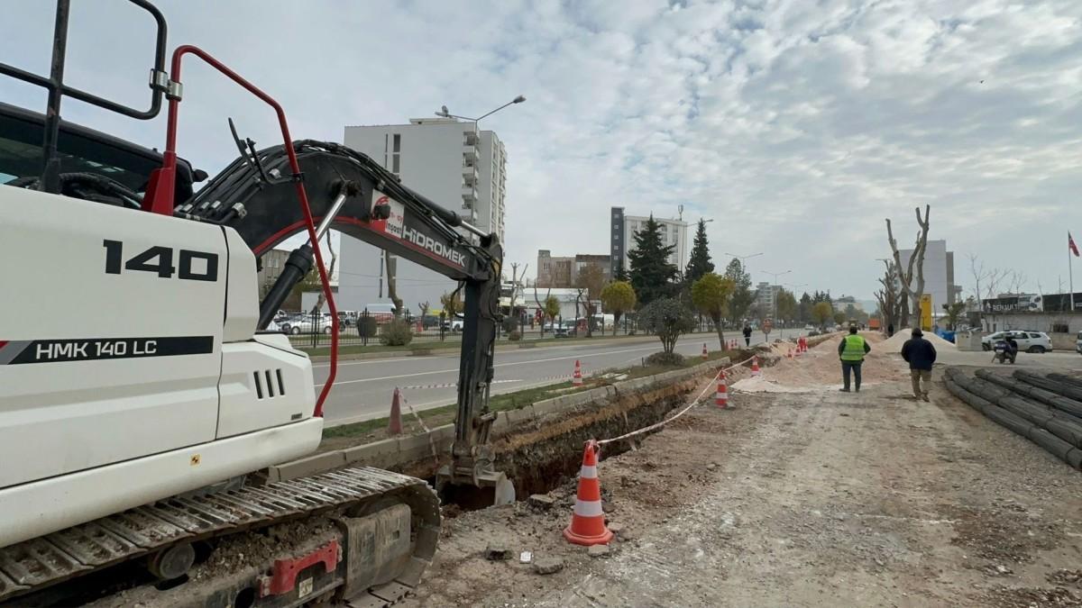 Adıyaman genelinde altyapı ve yol yenileme çalışmaları devam ediyor