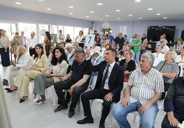 Seferihisar Belediyesi Üçüncü Yaş Üniversitesi'nin dönem sonu etkinliği, “Bir Çınar Bin Umut" temasıyla Sığacık Sosyal Tesisleri'nde yoğun katılımla gerçekleştirildi.