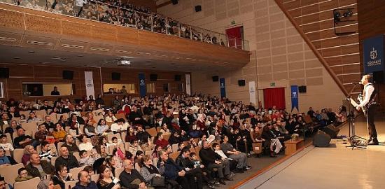 Gebze, Barış Manço'yu eserleriyle andı