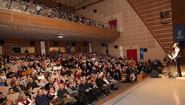 Gebze, Barış Manço'yu eserleriyle andı