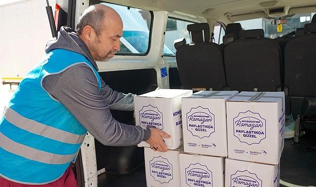 Beylikdüzü Belediyesi Ramazan'da İhtiyaç Sahibi Ailelerin Yanında