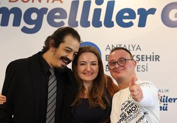 Başkan Vekili Özdemir engellilere hizmet veren STK temsilcileri ile buluştu