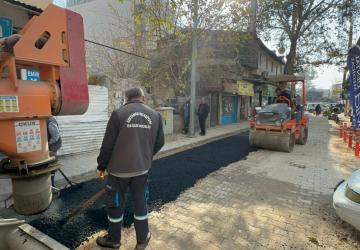 Eskisaray Mahallesi’nde asfalt yama ve yenileme çalışmaları başladı