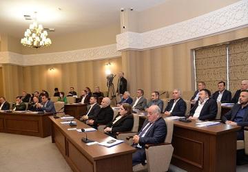 Kahramankazan Belediye Meclisi'nde Ramazan Gündemi: 'İftiralara Rağmen Ramazan Bereketi Sürüyor