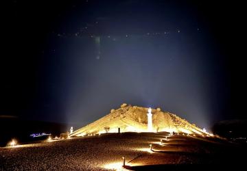 Adıyaman’ın önemli tarihi eserlerinden Karakuş Tümülüsü'nün aydınlatma açılışı gerçekleştirildi