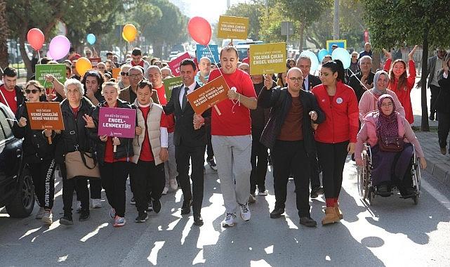 Bayraklı Belediyesi'nden 3 Aralık Farkındalık Etkinliği
