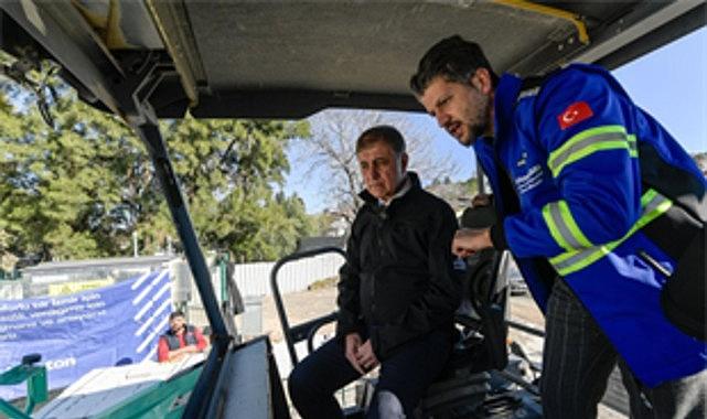 Başkan Tugay asfalt yatırımlarını yerinde inceledi